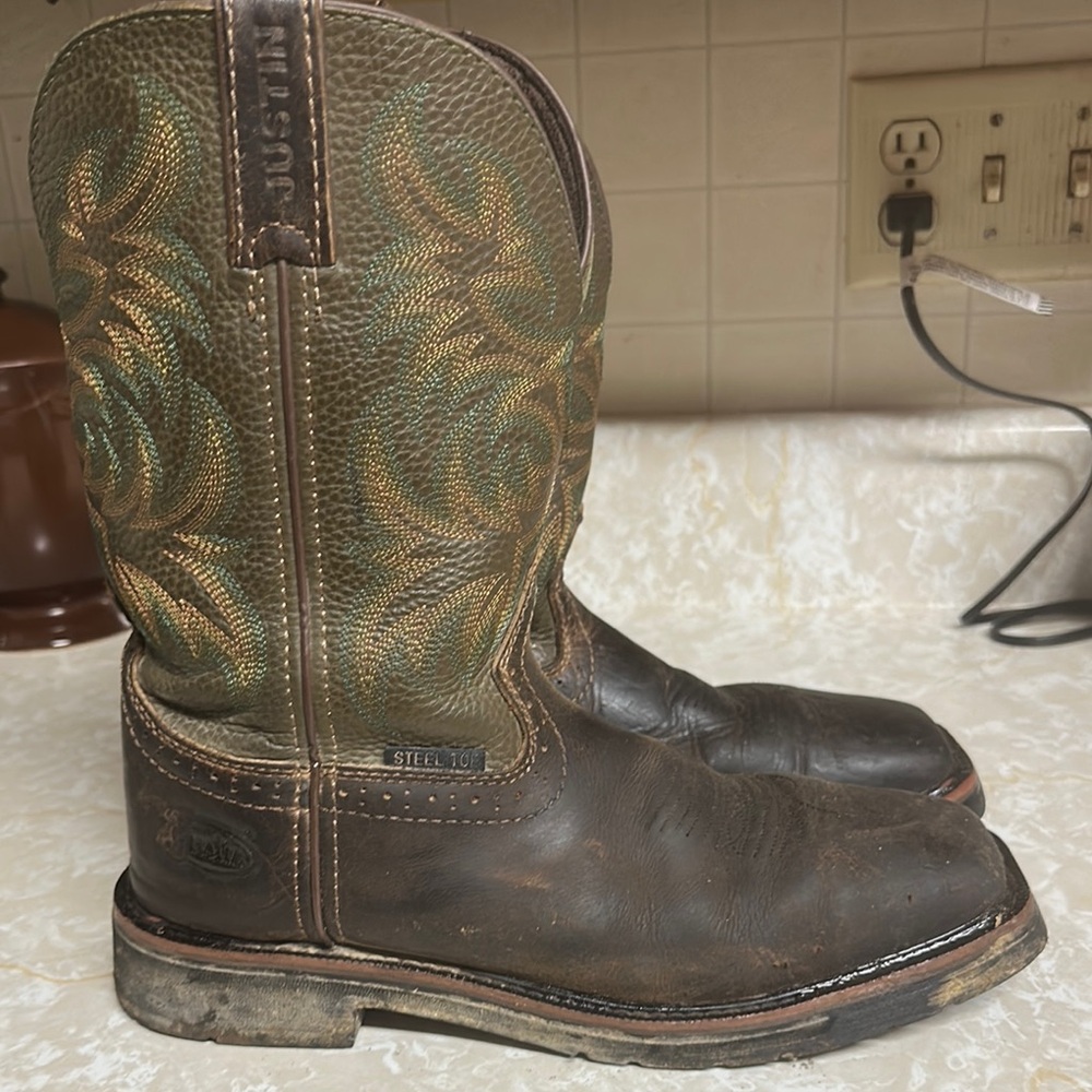 Justin Steel Toe Cowboy Boots - Brown and Green